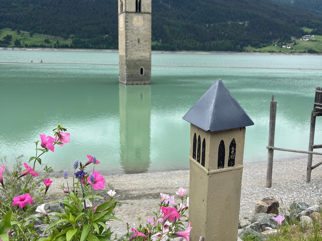 Lago di Resia-Curon Venosta必去景点