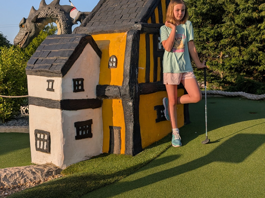 Leavenheath旅游景点-Suffolk Adventure Golf