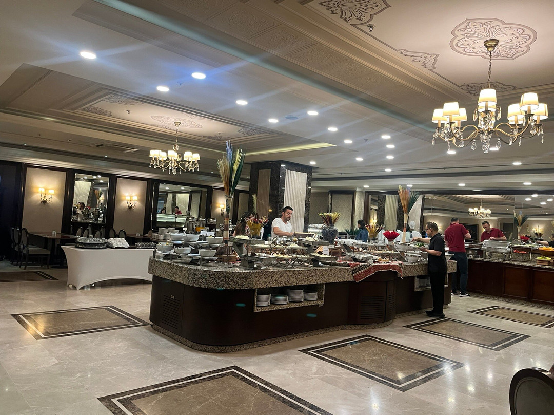 世界精英凡城酒店主图