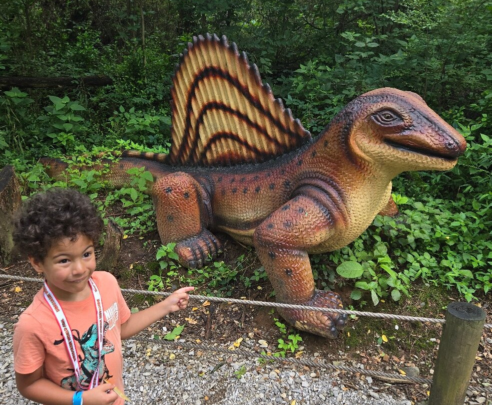 Dinosaur World-Cave City必去景点