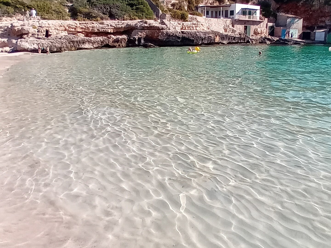 Cala Llombards-桑塔尼必去景点