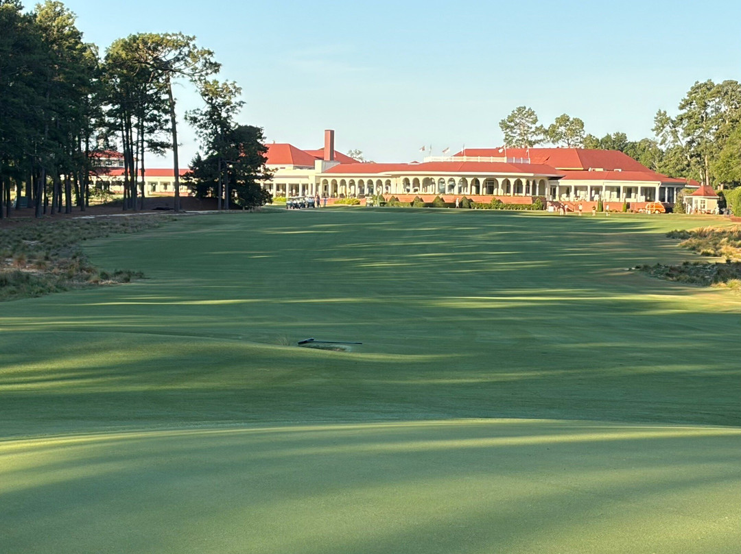 Pinehurst Golf Resort主图