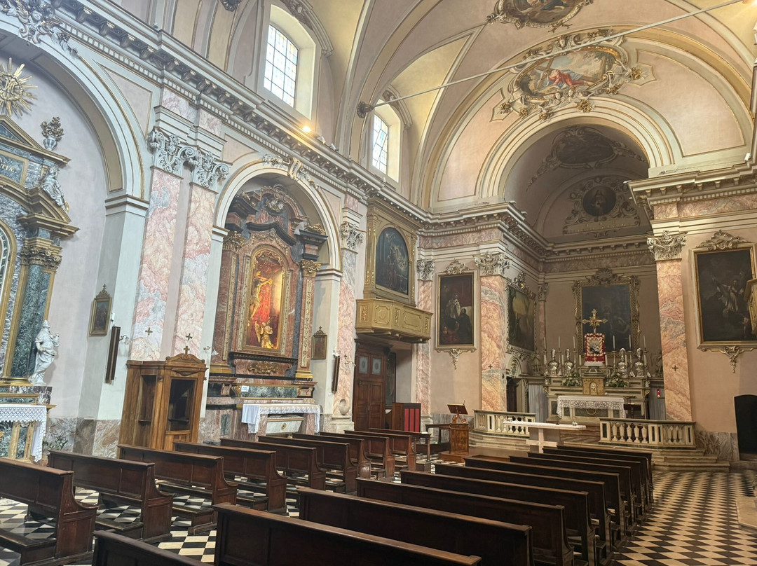 Chiesa di San Leonardo-贝加莫必去景点