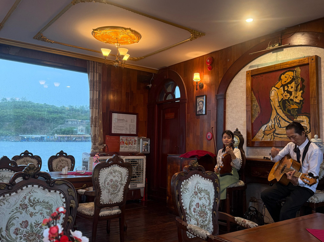 Emperor Cruises Nha Trang Bay-芽庄必去景点