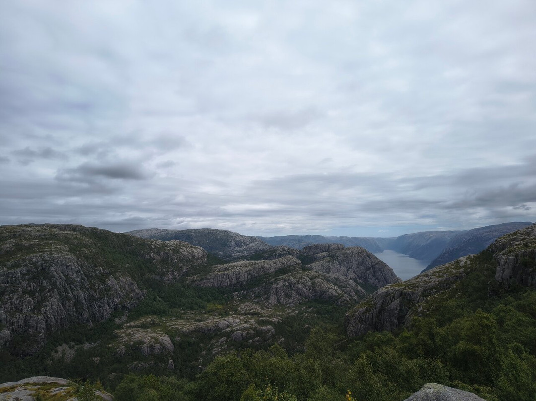 Preikestolen-福桑市必去景点