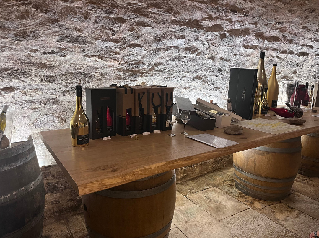Domaine De Perdrycourt
