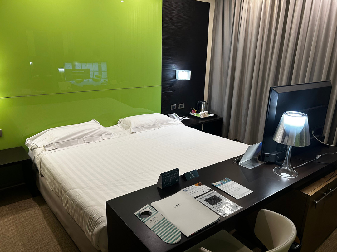 UNA HOTELS T Hotel Cagliari主图