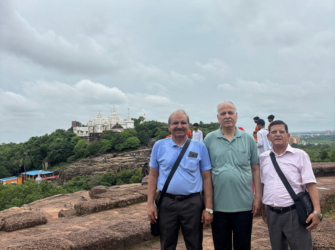 Khandagiri Caves-布巴内斯瓦尔必去景点
