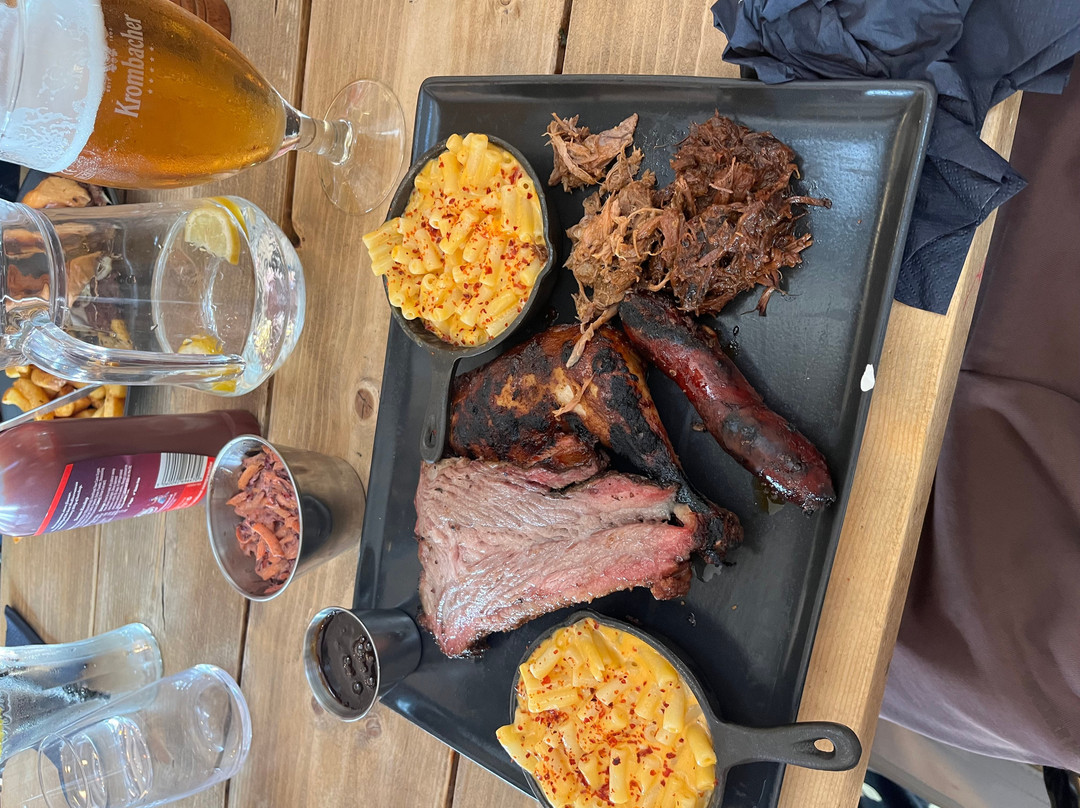 Smoke & Co