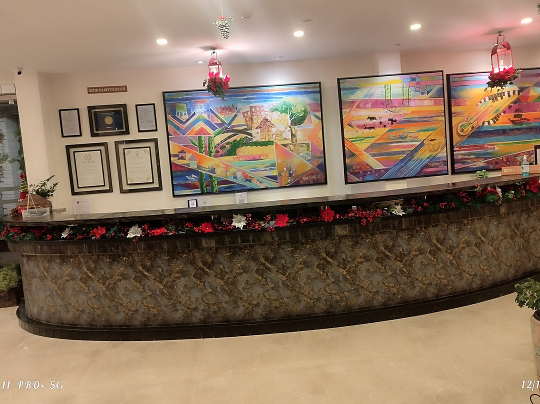 全景度假酒店主图