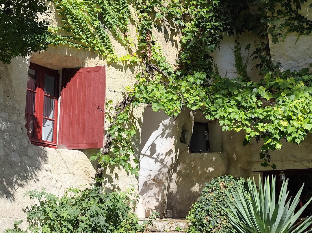La Magnanerie, site troglodytique-Bourre必去景点