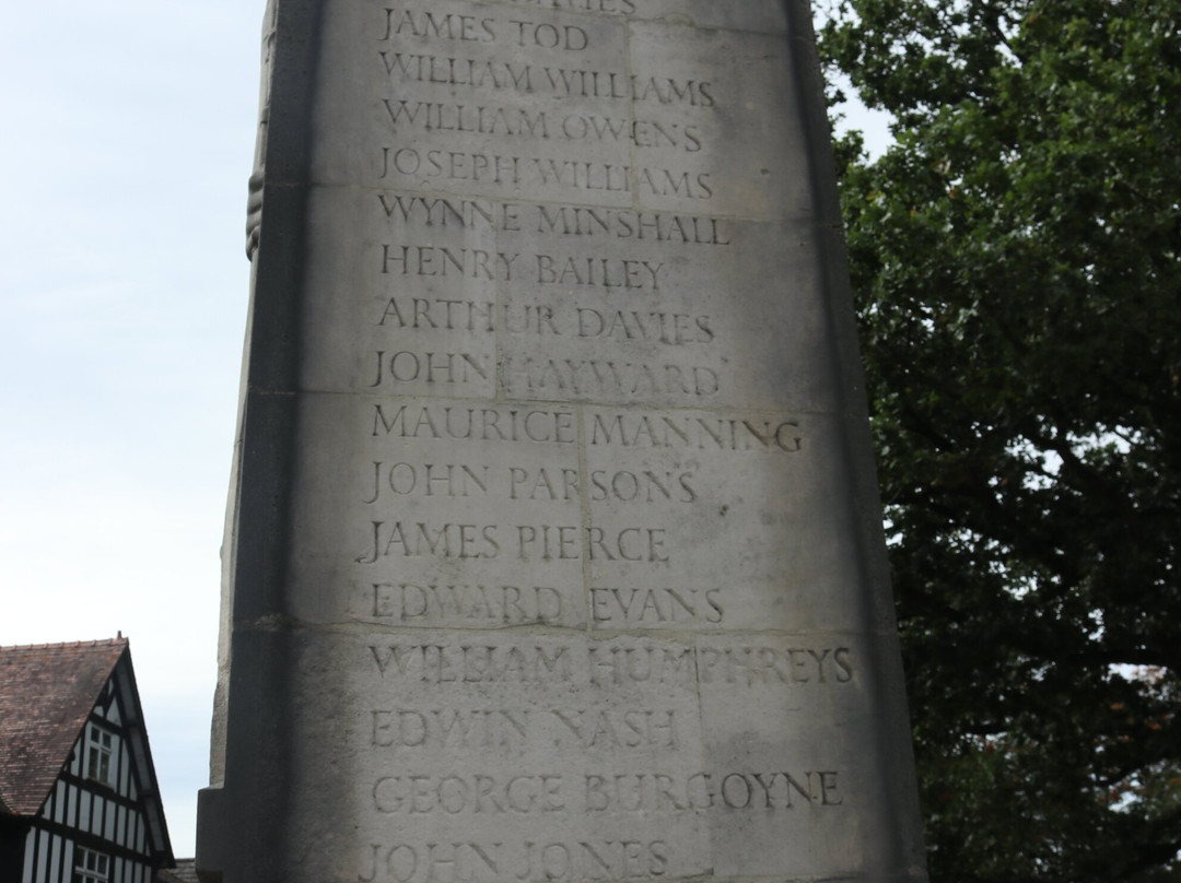 Chirk War Memorial-Chirk必去景点