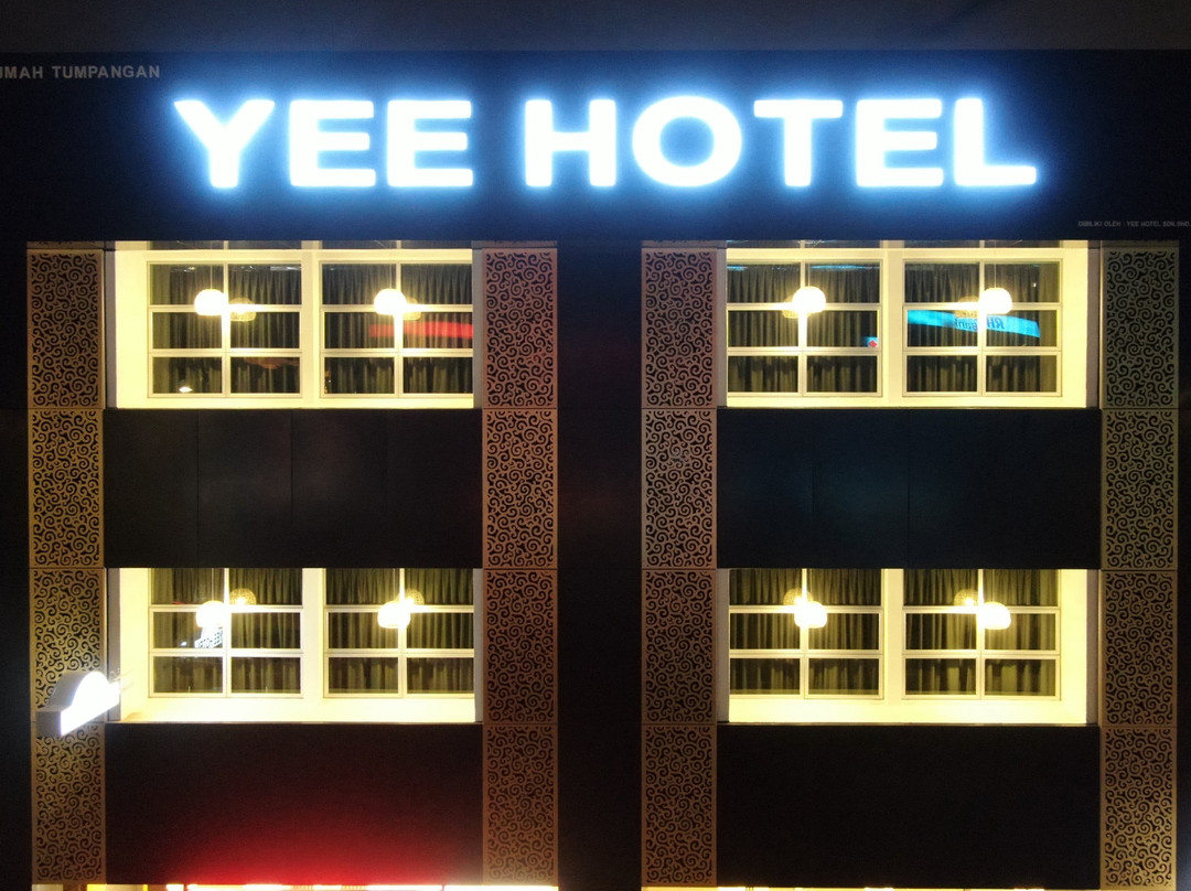 Yee Hotel