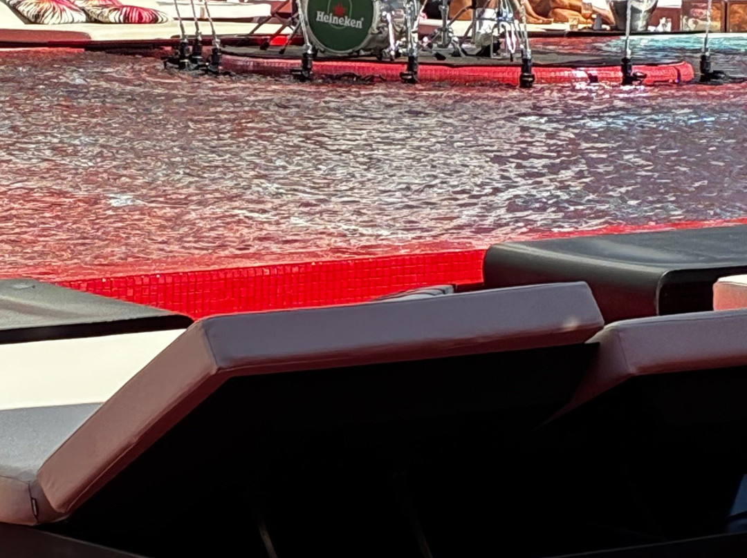 Ushuaïa Ibiza-博萨海滩必去景点