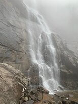 Hickory Nut Falls Trail景点图片