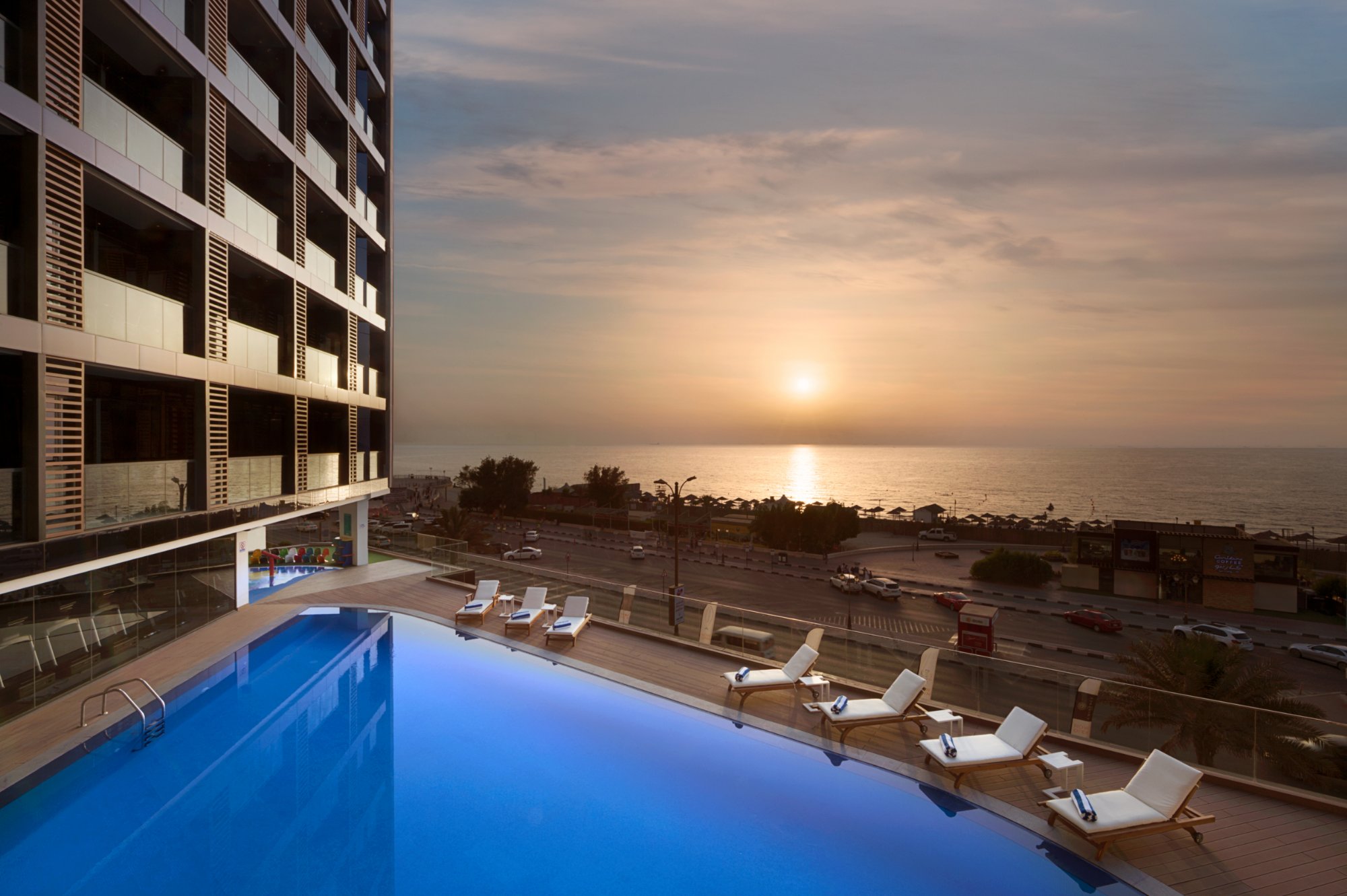 Wyndham Garden Ajman Corniche-官方
