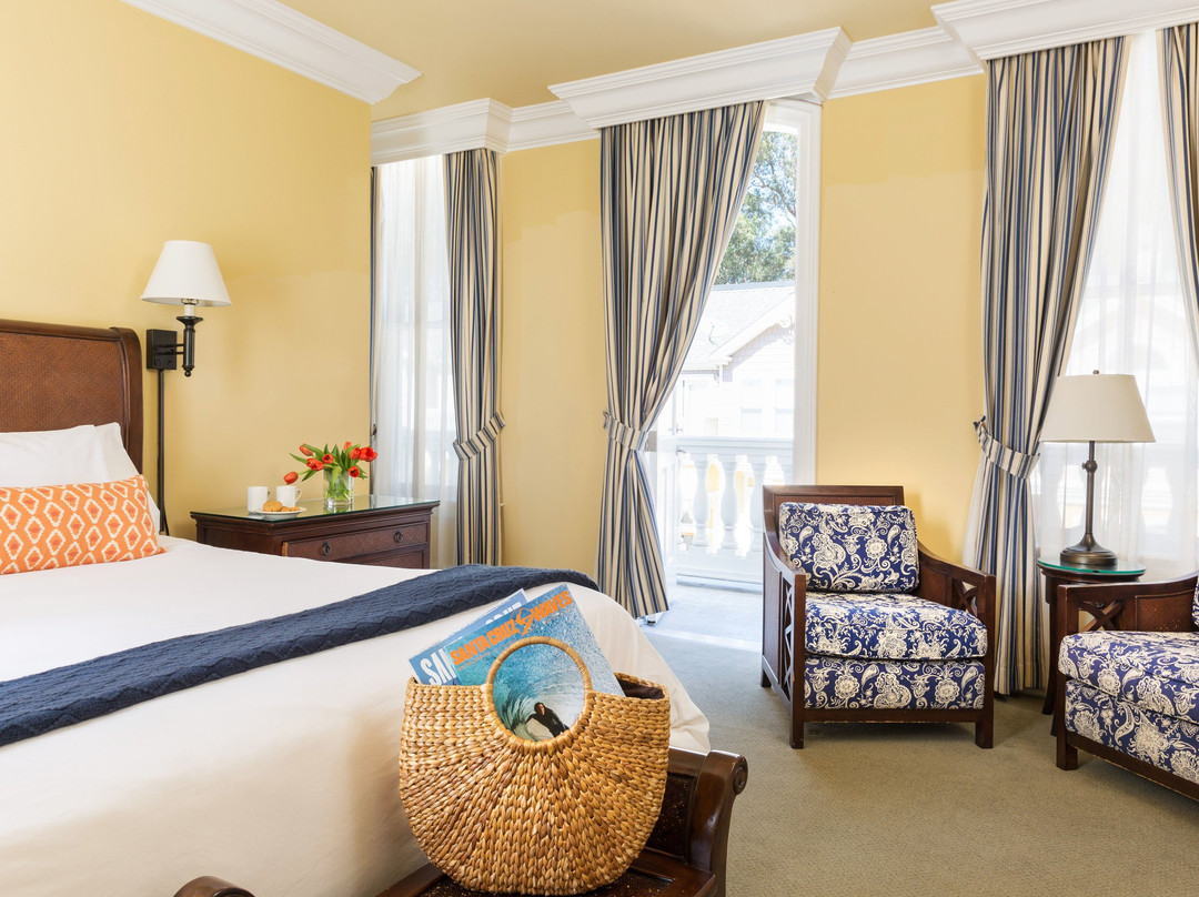 西崖客栈，四姐妹客栈主图