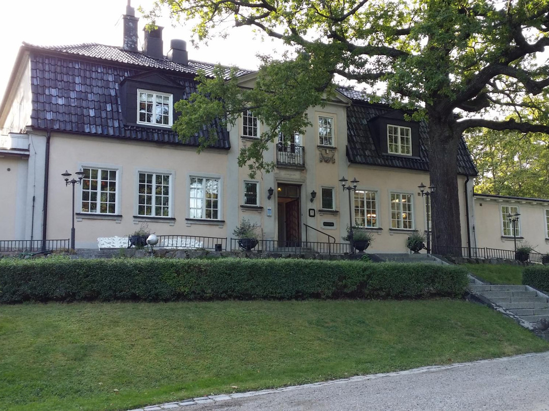 Tumba酒店住宿-Balingsholm Herrgård