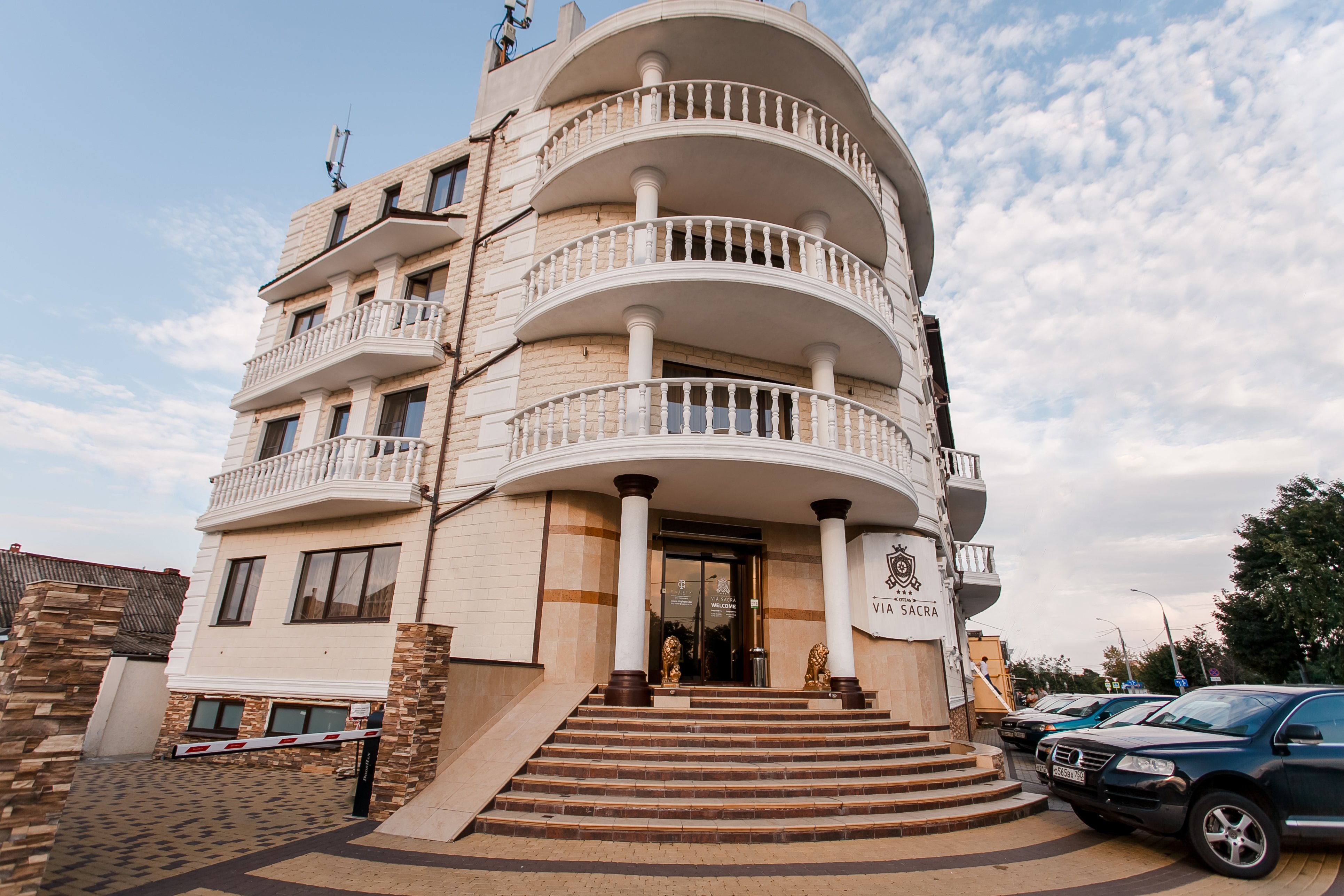 Via Sacra Hotel-官方