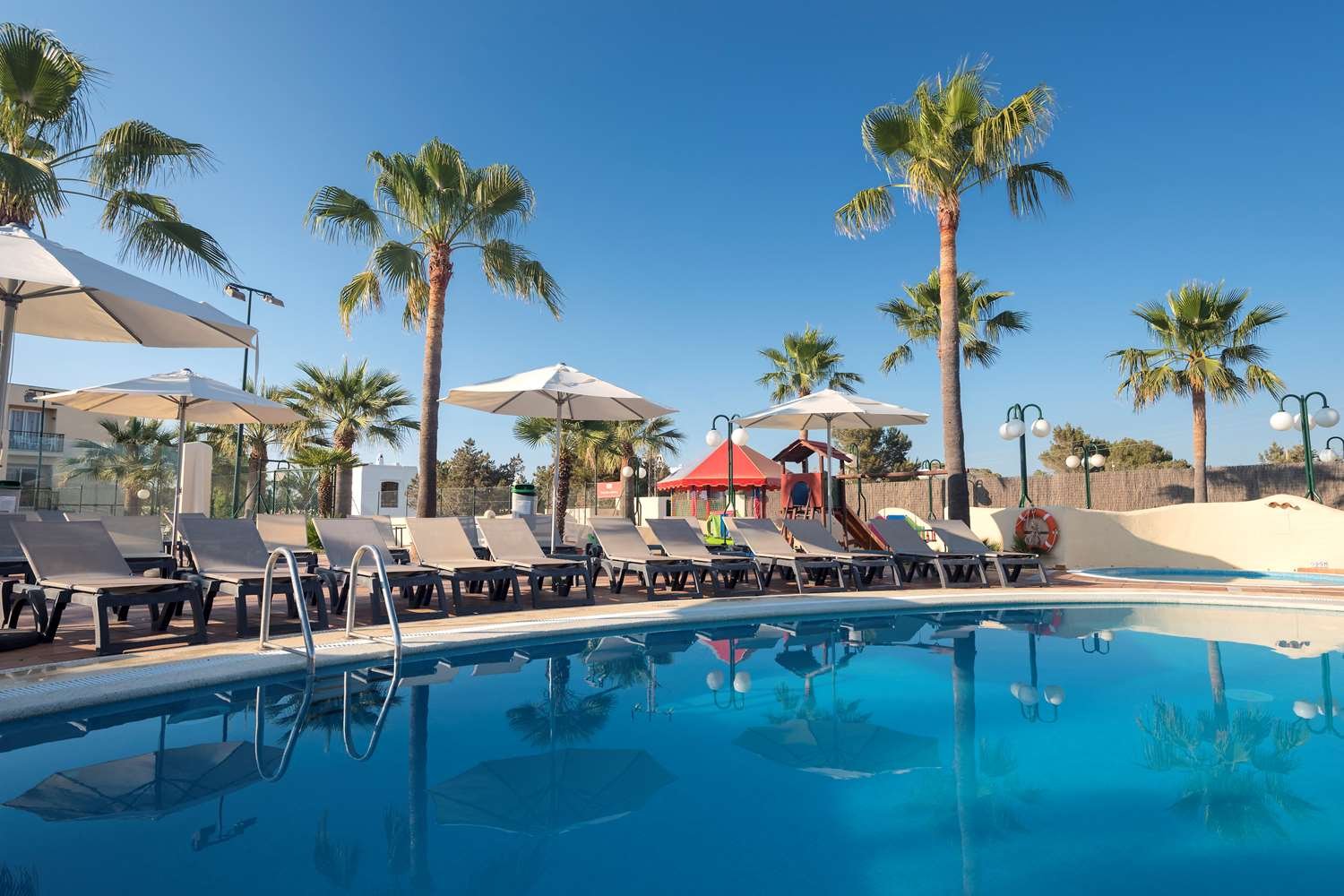 Occidental Ibiza-官方