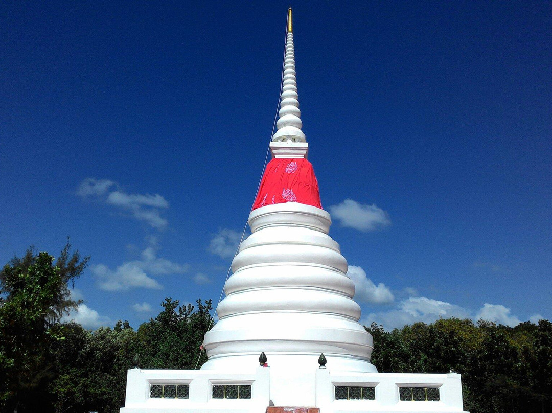 Map Ta Phut旅游景点-Phra Chedi Klang Nam
