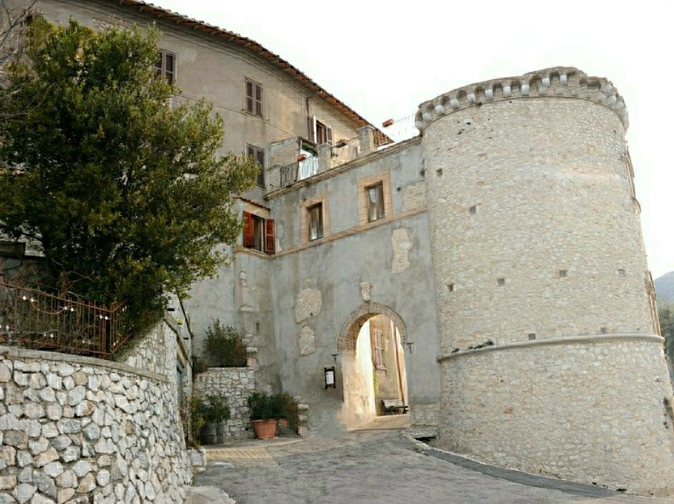 Castello di Montasola