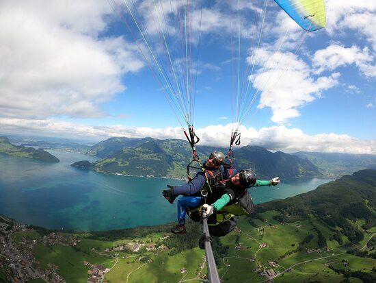 SkyGlide Paragliding Lake Lucerne-Ennetbuergen必去景点