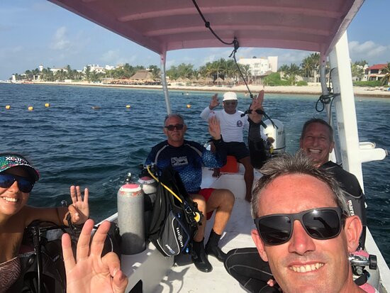 Wet Set Diving Adventures-从莫雷洛斯港必去景点