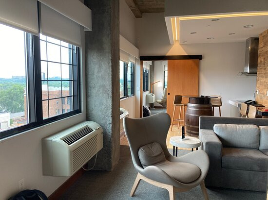 The Lismore Hotel Eau Claire - A Doubletree By Hilton主图