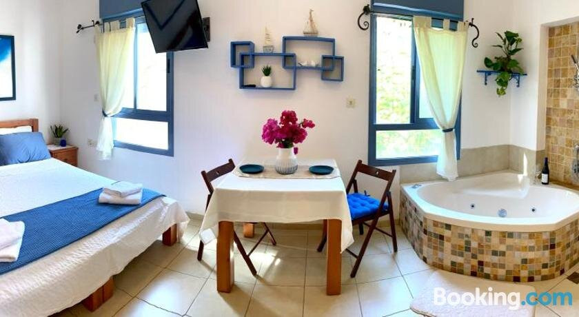 Greek B&B in the Hula Valley