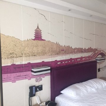 杭州滨江希尔顿欢朋酒店-客卧