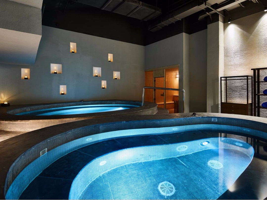 丹寨万达锦华酒店主图