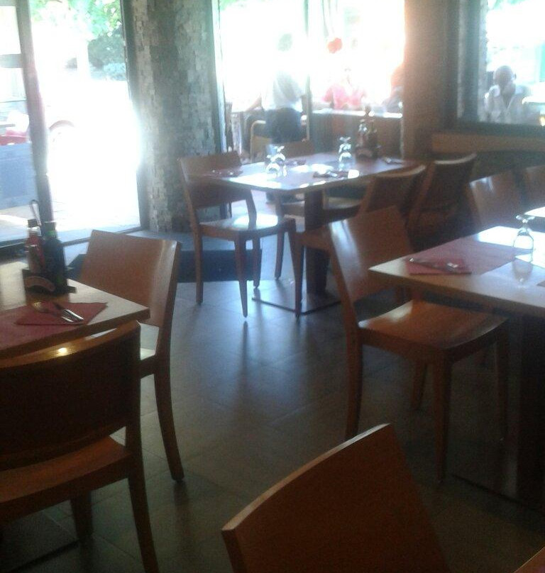 Vall-Llobrega餐馆和美食-Iris Bar Restaurante