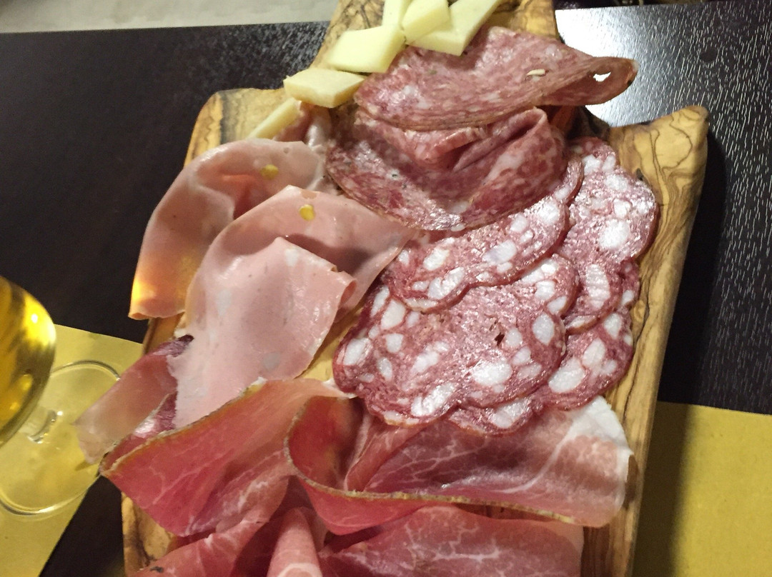 Tizzana餐馆和美食-Bar Pizzalponte