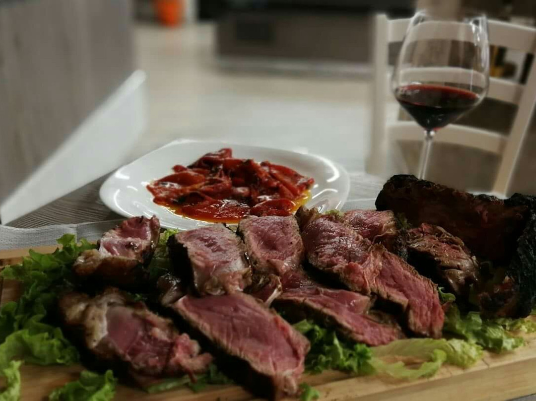 Bardalone餐馆和美食-Quarteroni Eno Macelleria + Alimentari