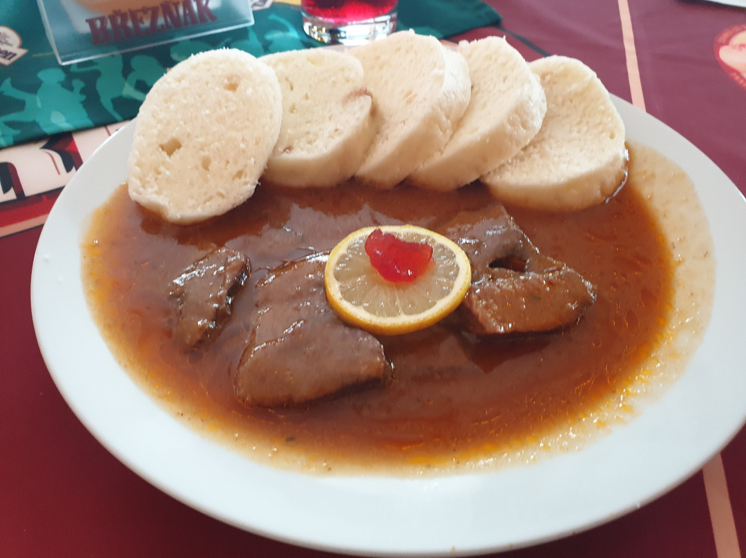 Povrly餐馆和美食-Slavie
