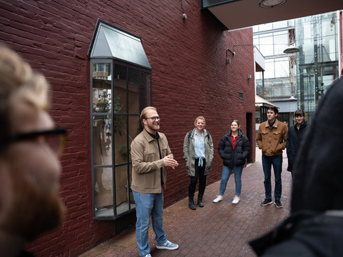 Toonie Tours Calgary