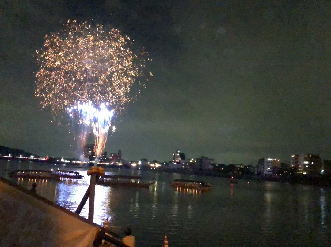 Nihon Line Summer Festival Noryo Fireworks