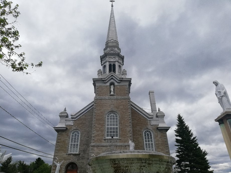 Eglise Sainte-Anne景点图片