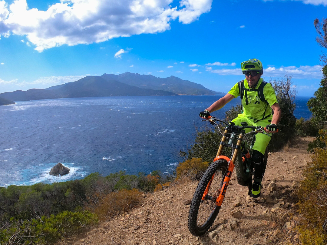 Elba MTB Lacona景点图片