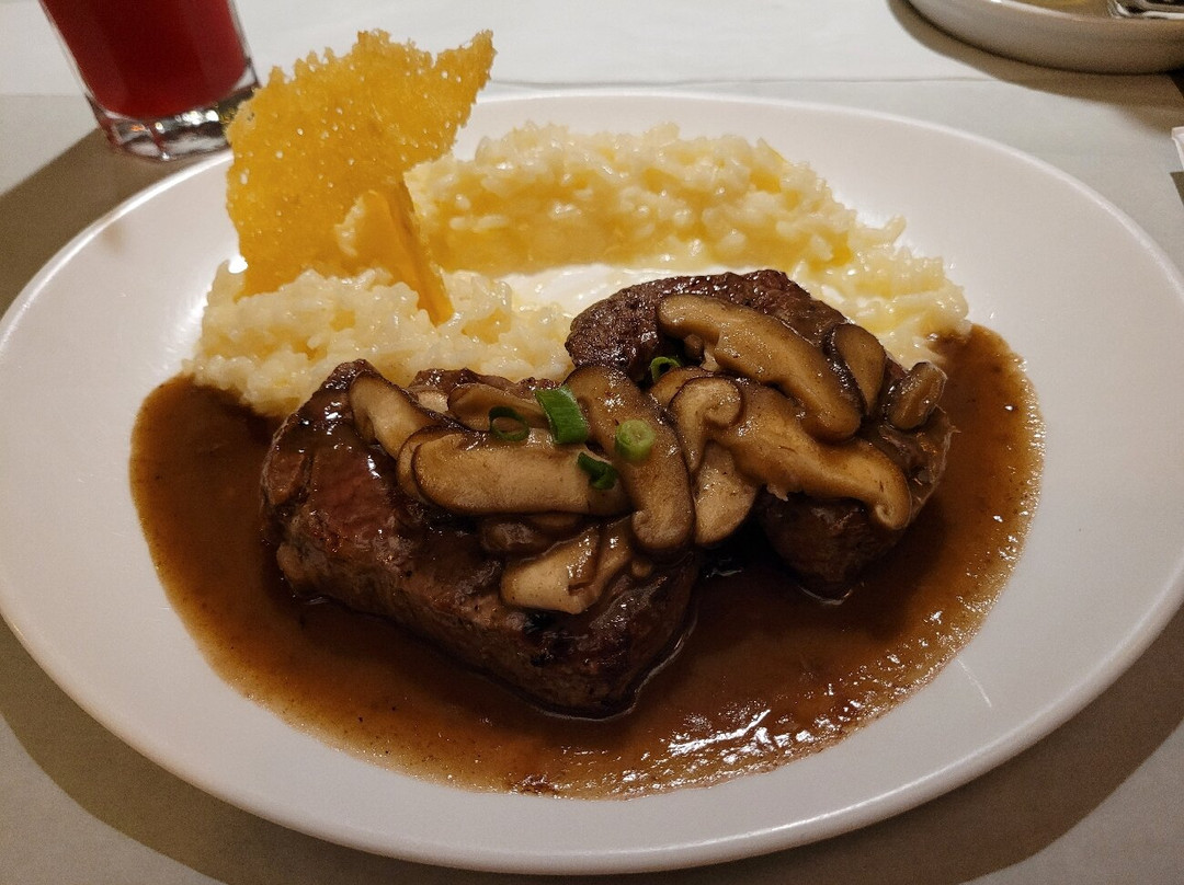 Canto Da Gula Bistrozin Da Montanha