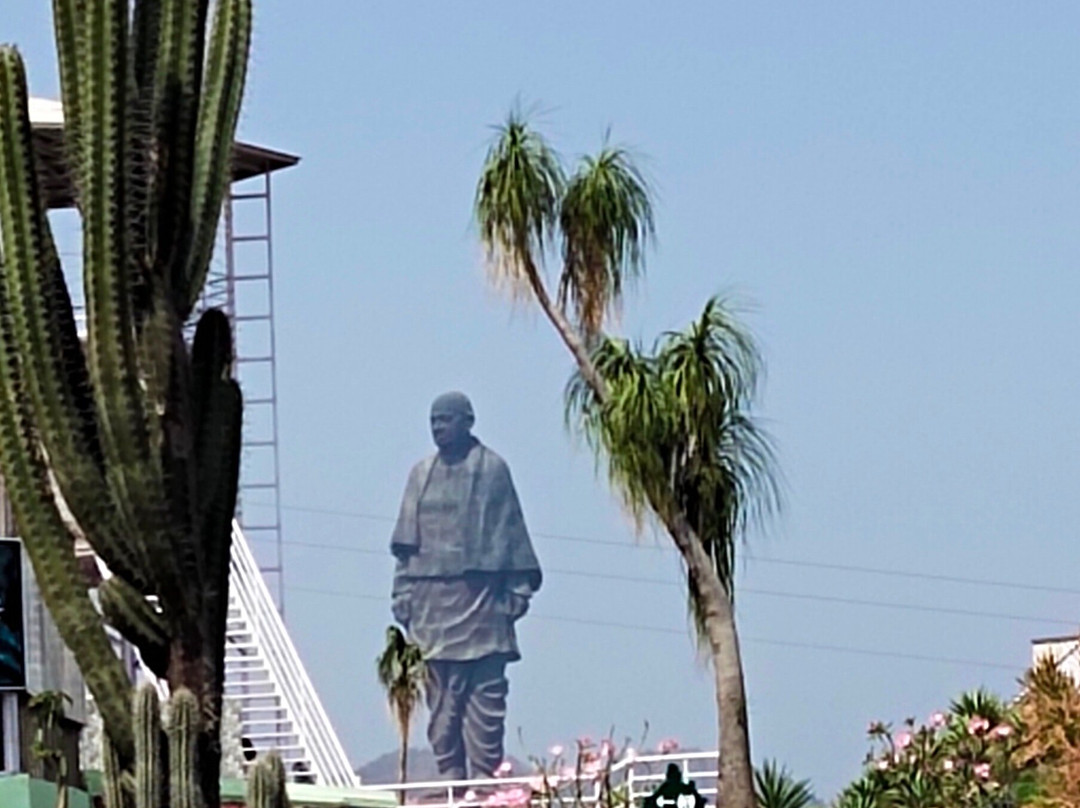 Cactus Garden-Kevadia必去景点