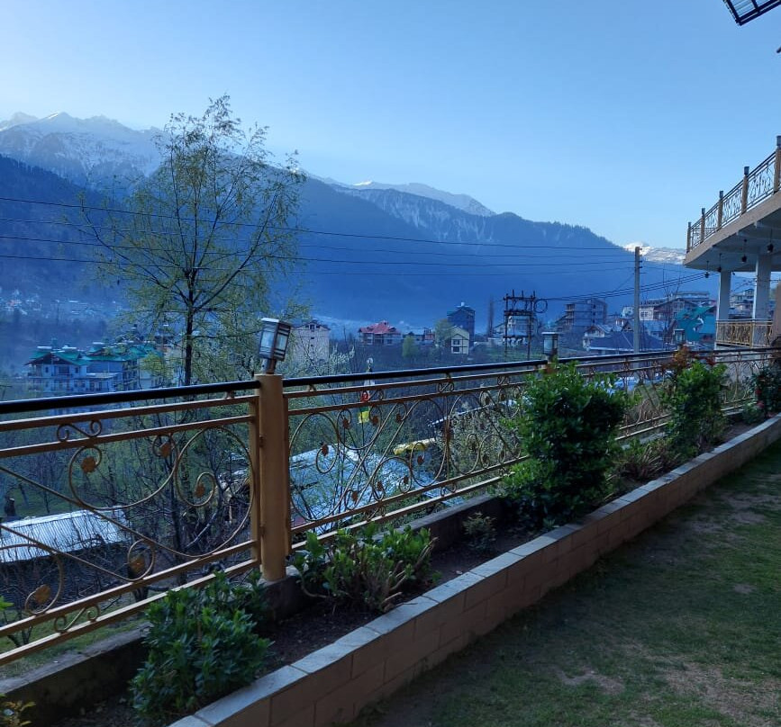 Holiday BnB Manali主图