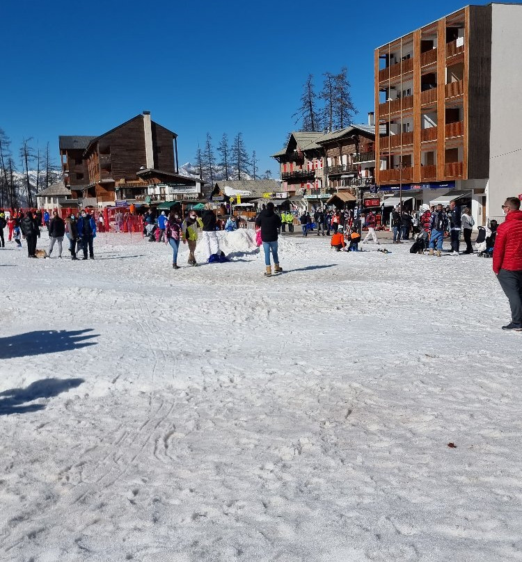 Adonis Valberg Grand Hotel Residence主图