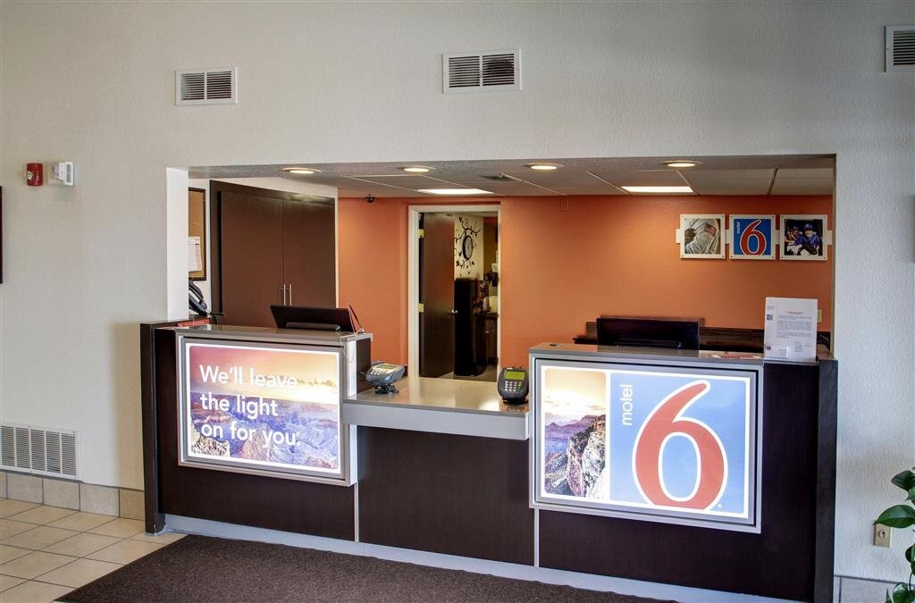 Motel 6 Ogden, UT - Riverdale主图
