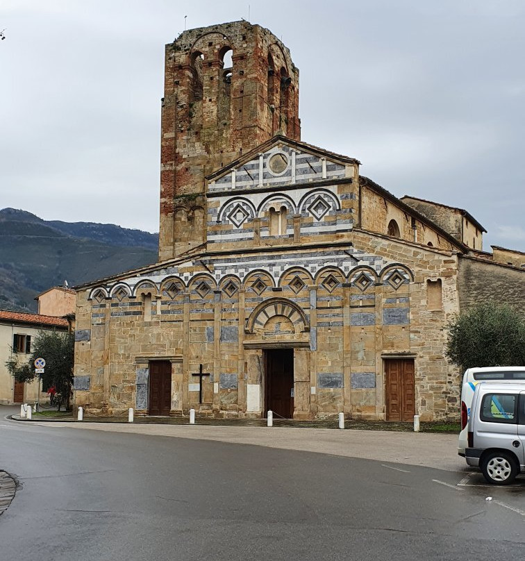 Pieve dei Santi Giovanni ed Ermolao-Calci必去景点