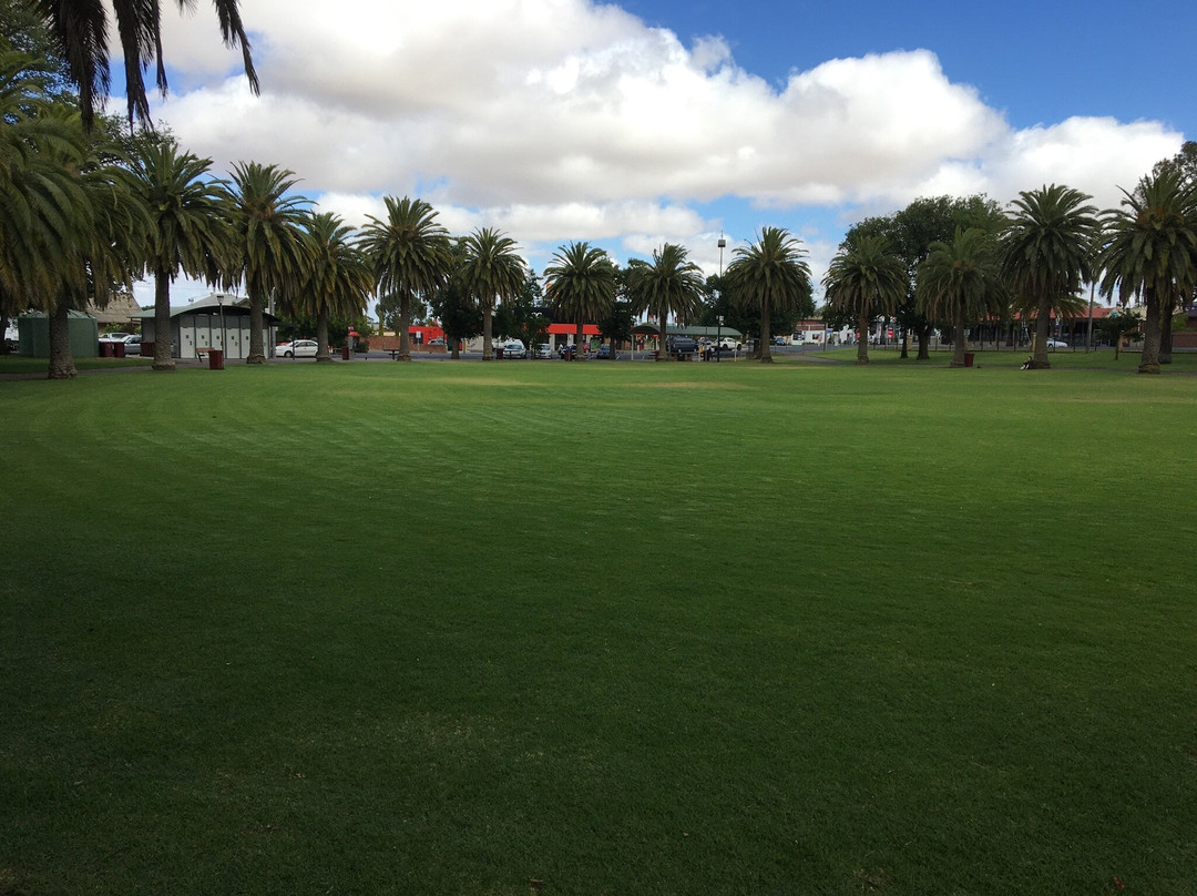 May Park-霍舌姆必去景点