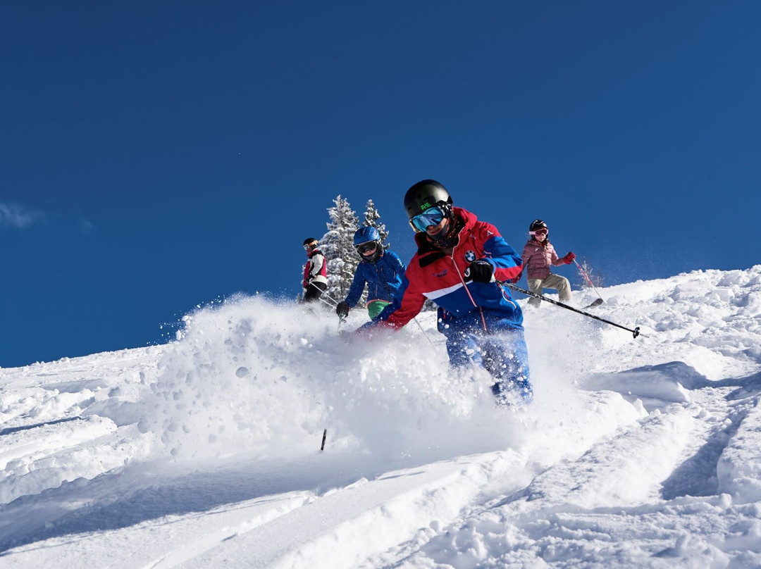 Skischule Alpendorf-圣约翰彭高/阿尔卑斯山村必去景点