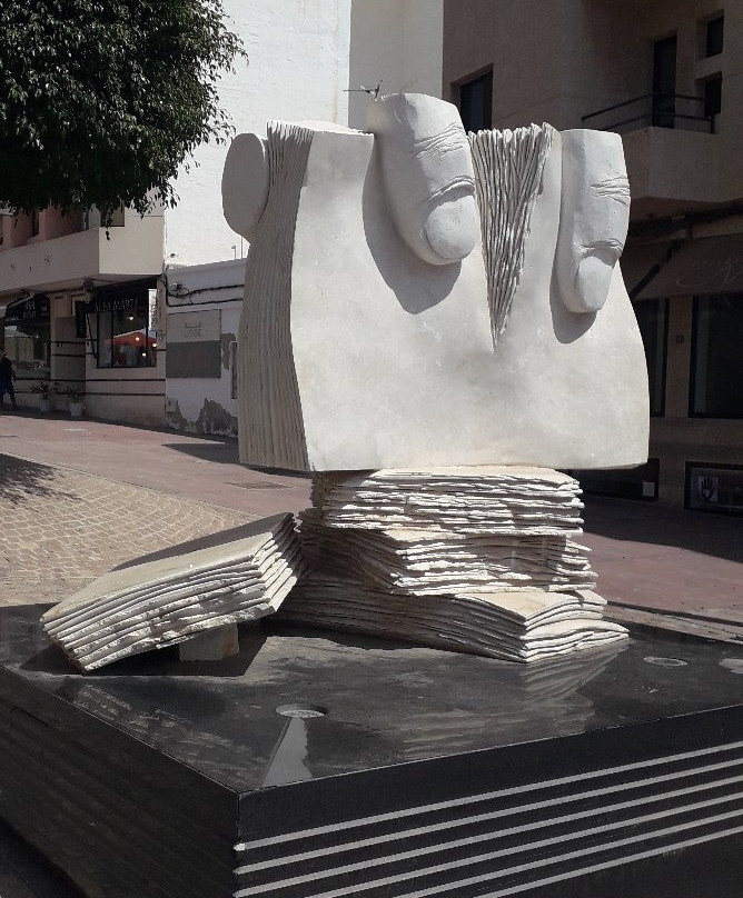 Libros Y Dedos景点图片