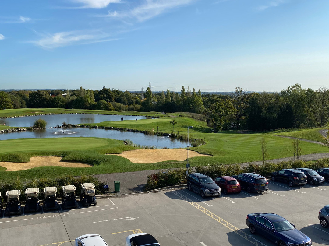 Boundary Lakes Golf Course景点图片